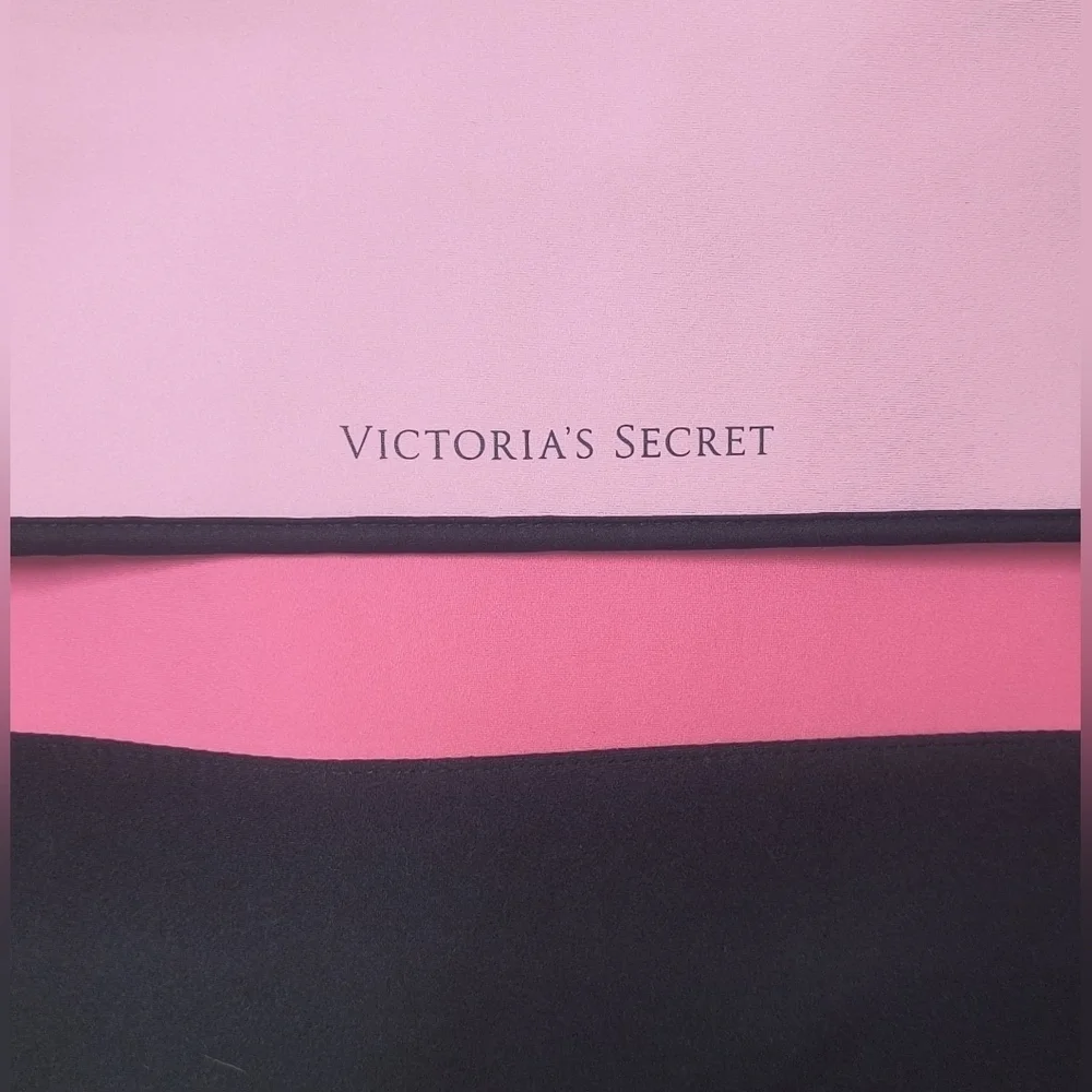 VICTORIA'S SECRET | LARGE INSULATED COOLER TOTE \ TRAVEL BAG - BRAND NEW!